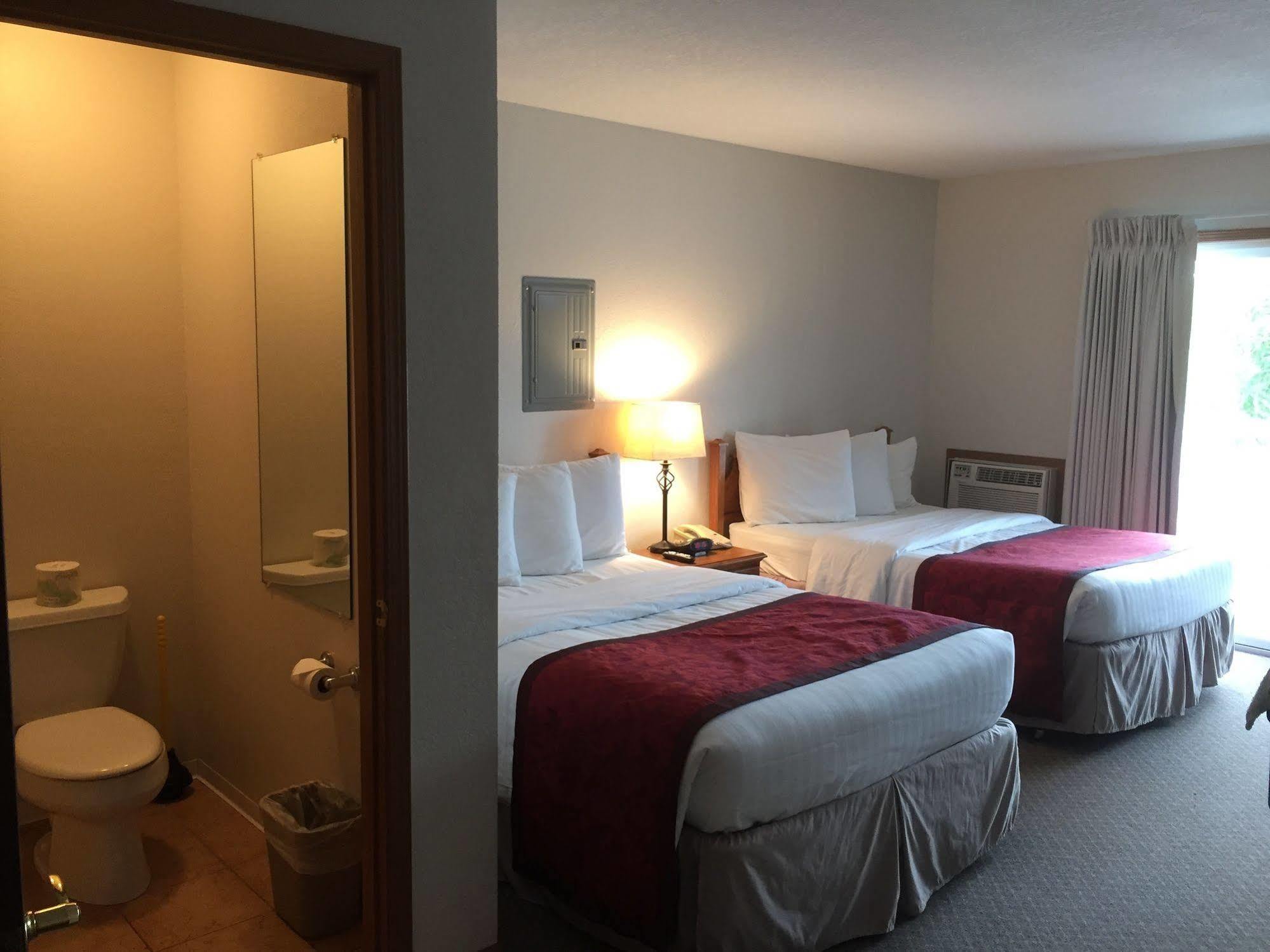Nader'S Motel & Suites Ludington Zewnętrze zdjęcie