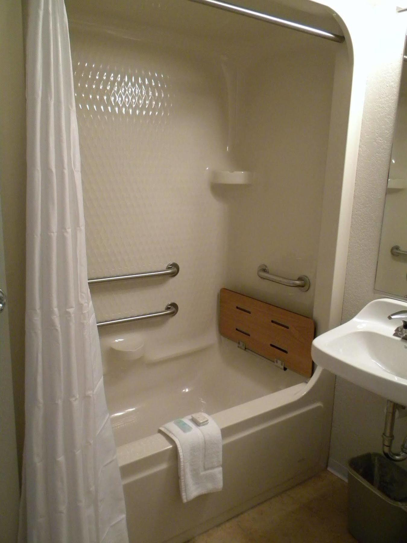 Nader'S Motel & Suites Ludington Zewnętrze zdjęcie